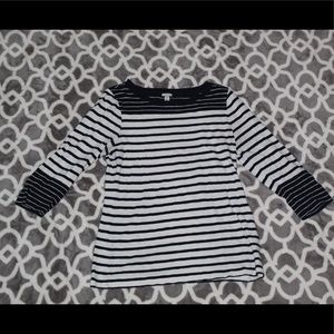 Quarter length sleeve shirt